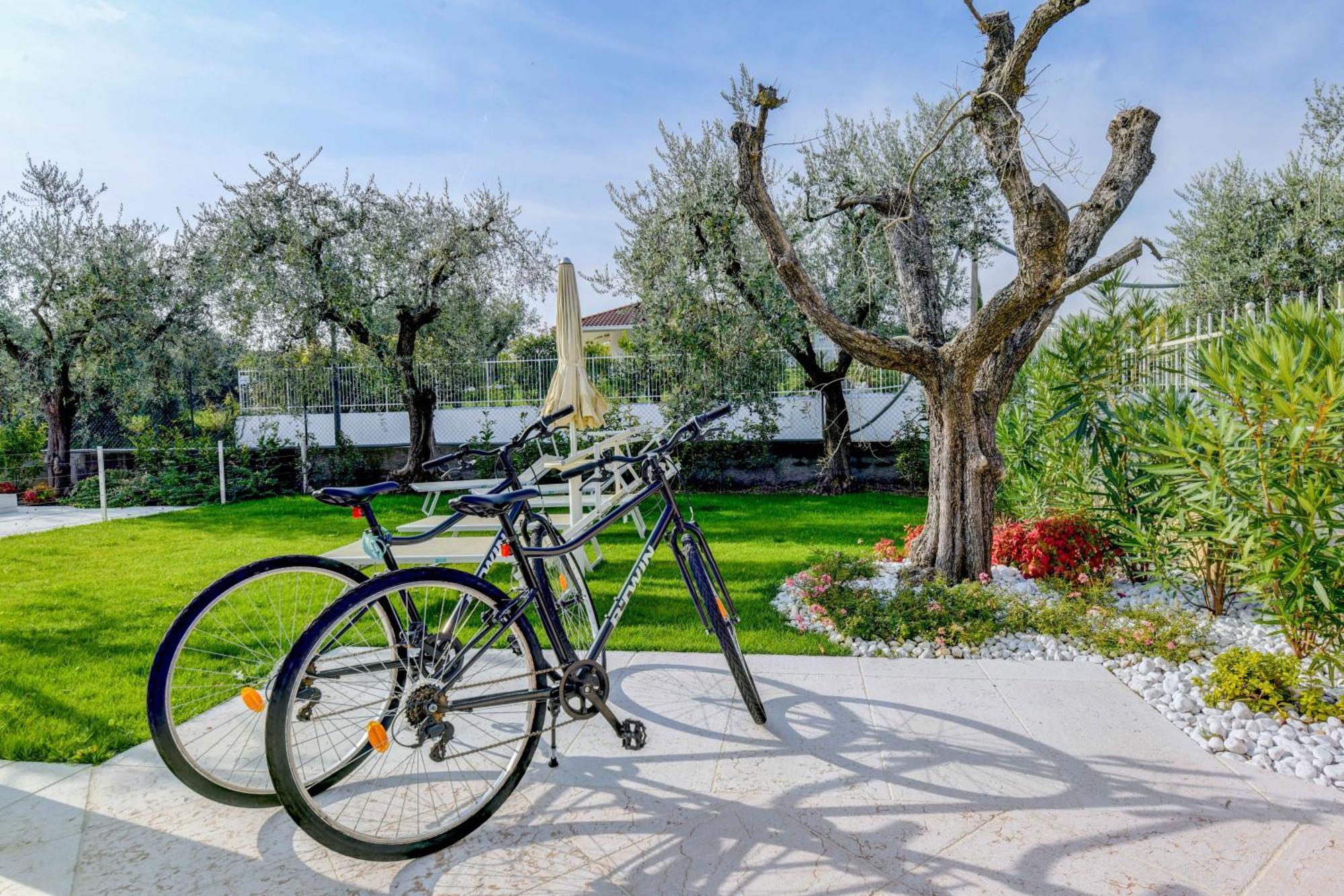 Le Ville Della Romantica Manerba del Garda Ngoại thất bức ảnh
